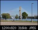 -suspensionbridge_2007-09-26_burlington_ia_1.jpg